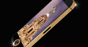 iPhone 5 with gold and diamonds